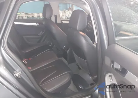 2016 Audi A4 2.0T Premium z USA, uszkodzony, nr VIN WAUFFAFL0GN009548